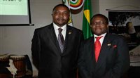 Zimbábue inaugura escritório e realiza ação em SP