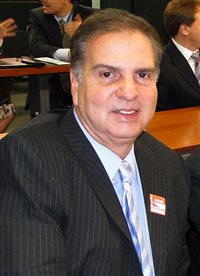 Carlos Alberto de Sá é reeleito na Abav-DF