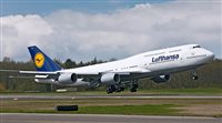 Lufthansa recebe primeiro 747-8 Intercontinental