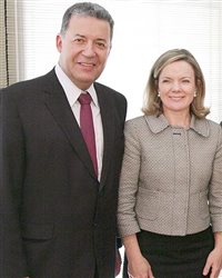 Sampaio elogia reunião com ministra da Casa Civil
