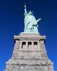 Estátua da Liberdade (NY) reabrirá em 28 de outubro