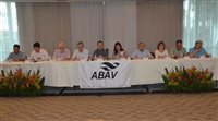 Veja mais fotos da reunião da Abav