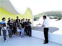 Caminho Niemeyer, em Niterói (RJ), tem visitas guiadas