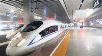 China inaugura percurso mais longo de trem-bala