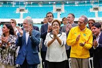 Dilma Rousseff inaugura Arena Fonte Nova, na Bahia