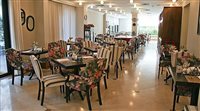 Restaurante de hotel em SP investe em mini wedding