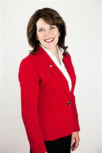 Michele McKenzie deixa presidência da CTC