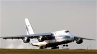Gigante russo, avião Antonov 124 passa por Viracopos