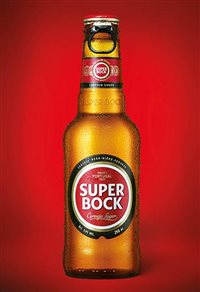 Cerveja portuguesa Super Bock é produzida no Brasil