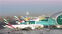 Emirates recebe 50º A380 e encomenda 150 Boeing