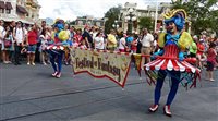 Veja fotos da nova parada do Magic Kingdom, na Disney