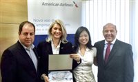 American Airlines homenageia Cátia Frias e Marisa Bando