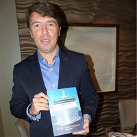 Ricardo Amaral lança segundo livro sobre cruzeiros