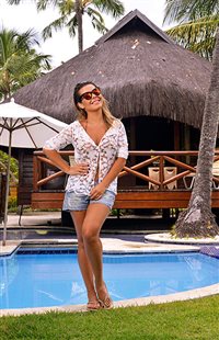 Nannai Resort & Spa (PE) recebe atriz Fernanda Souza