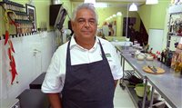 Conheça o chef Carlos Ribeiro, do Na Cozinha Centro Gastronômico (SP)