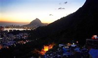 Conheça o tour pela favela Santa Marta, no RJ