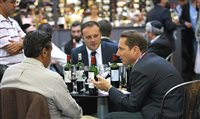Feira de vinhos atrai visitantes do mundo todo à Bordeaux