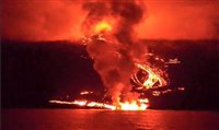 Vídeo: lava de vulcão do Equador chega ao oceano