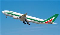 Alitalia acelera mudanças e prevê lucro em 2017