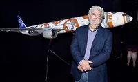 Elenco de Star Wars voa em avião personalizado; fotos