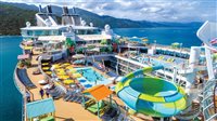 Royal Caribbean: taxas de 'gorjetas' acumulam alta de 14% em 12 meses