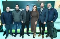 Brocker comemora 30 anos de história e 18 anos de Troféu Infinito; veja fotos