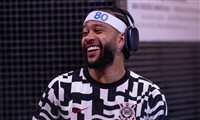 Memphis Depay, do Corinthians, estrela campanha dos 80 anos de KLM no Brasil