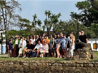 Passeio de escuna pela Baía de Paraty encerra Beyond Experiences 2026; veja fotos