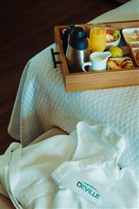 Fidelização na hotelaria: o que faz realmente um hóspede voltar?
