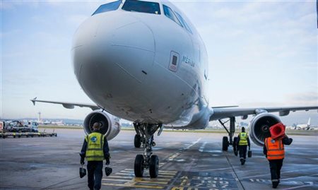 Sindicato ouve aeroviários sobre condições de trabalho