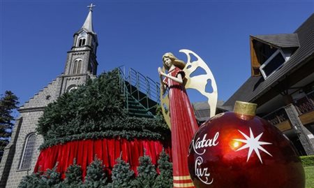 Último final de semana de atrações do Natal Luz - Pousada Borô