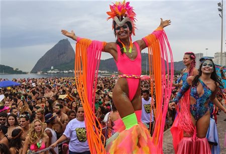 Rio de Janeiro atinge recorde histórico de RevPar durante o Carnaval 2025