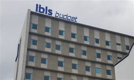 Accor inaugura segundo Ibis Budget na Colômbia visando corporativo