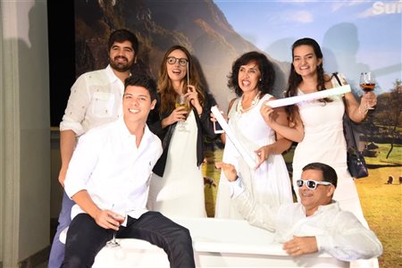 Suíça encerra dia de capacitação com jantar temático; fotos