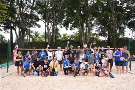 Confira fotos do torneio de beach tennis Comandatuba e PANROTAS