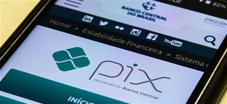 Pix bate recorde e supera 120 milhões de transações em um dia