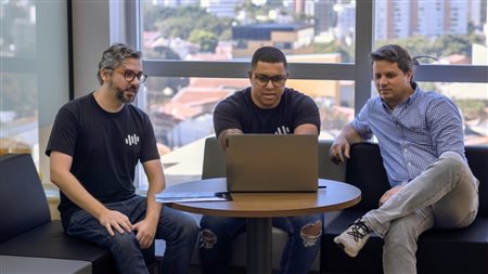 Conta digital gratuita, ValePay lança serviço de câmbio a agências