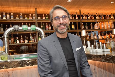 BWH reúne hoteleiros e parceiros em happy hour pós-WTM; fotos