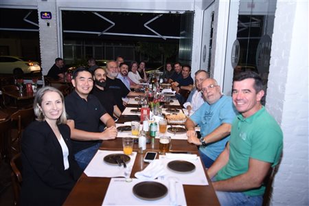 Antes do PANROTAS Next Joinville, convidados se reúnem em jantar; fotos