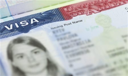 Fila do visto americano no Brasil está inferior a 45 dias; veja por cidade