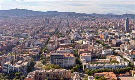 Podcast aborda Turismo de massa em Barcelona