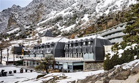 Andorra Park Hotel reúne história, luxo e conforto