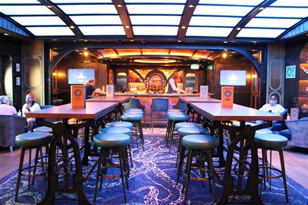 Disney Treasure +18: navio estreia espaços exclusivos somente para adultos