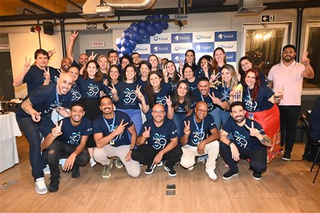 Aos 39 anos, Visual Turismo celebra renovação e expansão; fotos do aniversário