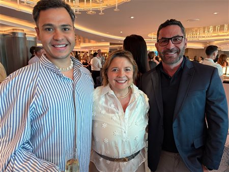 Oceania Allura recebe agentes de viagens brasileiros em Miami; veja fotos