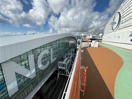 Qual o futuro dos cruzeiros de luxo nas companhias Oceania e Regent? O que vem por aí