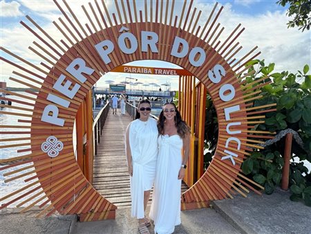 Pr&ecirc;mio Vou de Luck chega a Jo&atilde;o Pessoa e re&uacute;ne convidados no p&ocirc;r do sol da Praia do Jacar&eacute;