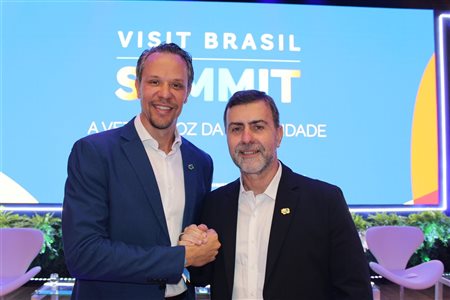 Marcelo Freixo anuncia Bruno Reis como seu sucessor na presidência da Embratur