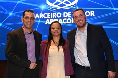 Abracorp lança guia prático para apoiar associados na implantação da NR-1
