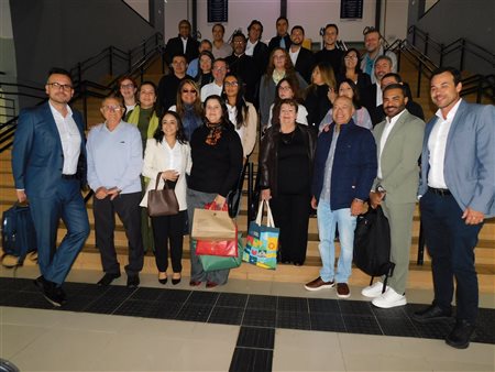 Veja fotos do Encontro de Presidentes das Abavs Estaduais e do Fórum Abav-SC em Joinville